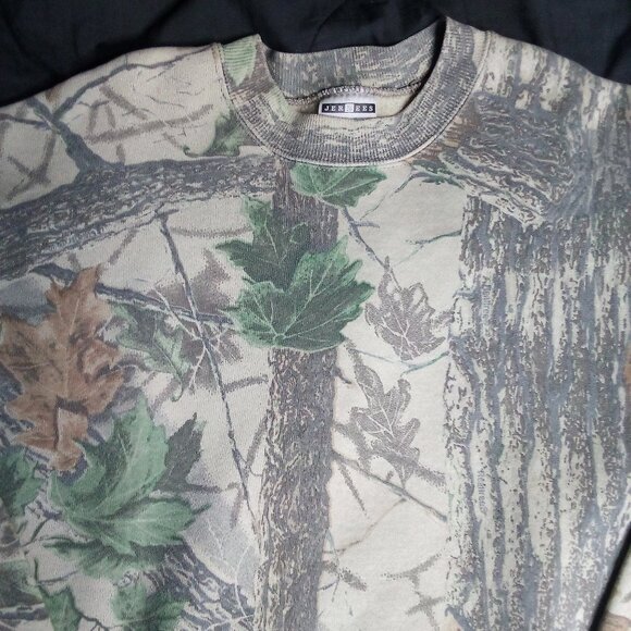 Vintage Realtree Oak Camouflage Crewneck Sweatshirt - Picture 1 of 5